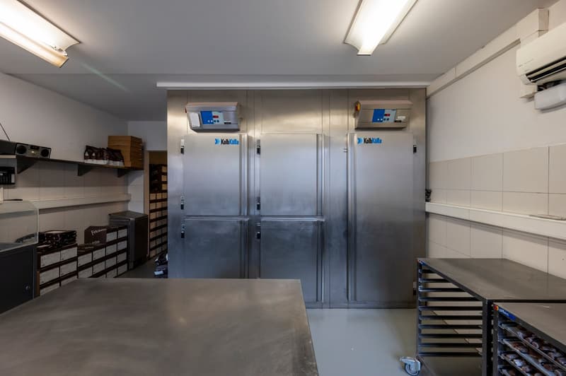 Continue Bern's baking tradition: Storchenbäckerei Keller AG for sale! (3)