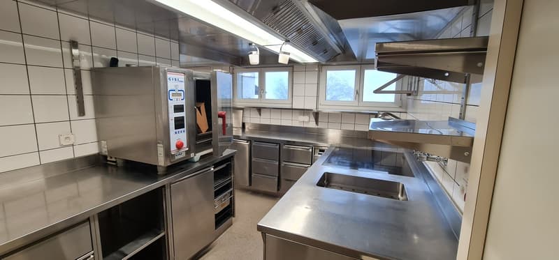 Ristorante Heitersberg a Spreitenbach con appartamento del proprietario cerca nuovi ospiti (3)