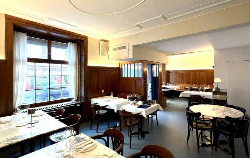 Established Zurich city restaurant in a unique location in district 4 (2)