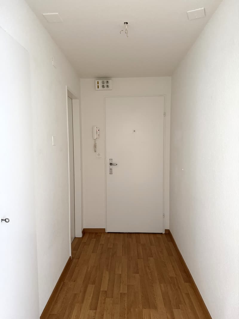 Ab sofort 2½-Zimmer Wohnung mit Gartensitzplatz zum vermieten (3)