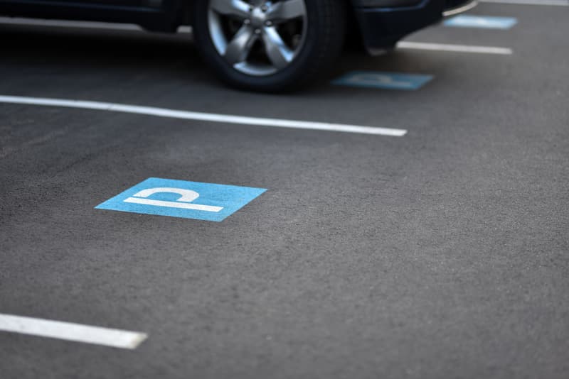 Aussenparkplatz zu vermieten (1)