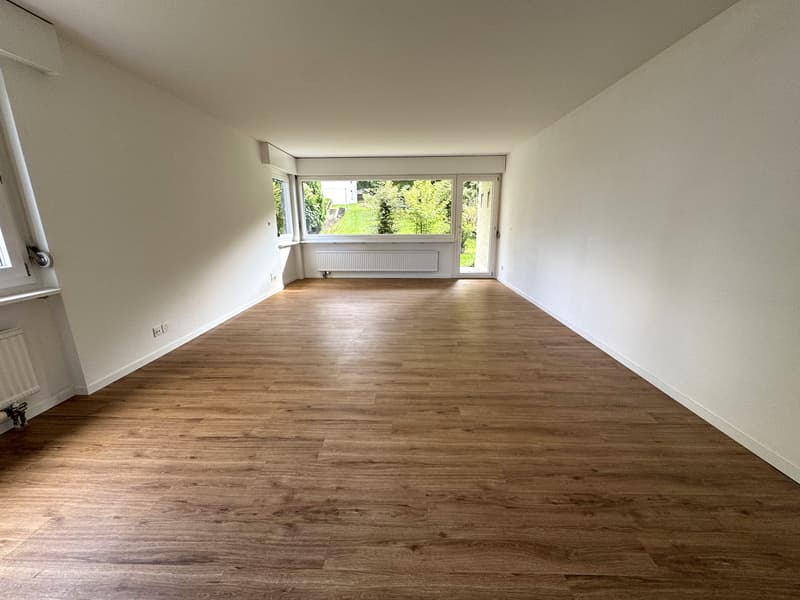 Appartement de 3,5 pièces lumineux au rez-de-chaussée dans un endroit calme (2)