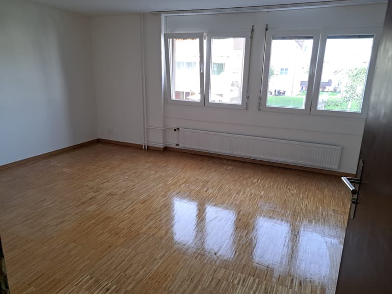 1 Zimmer-Wohnung, 1.OG rechts (6)