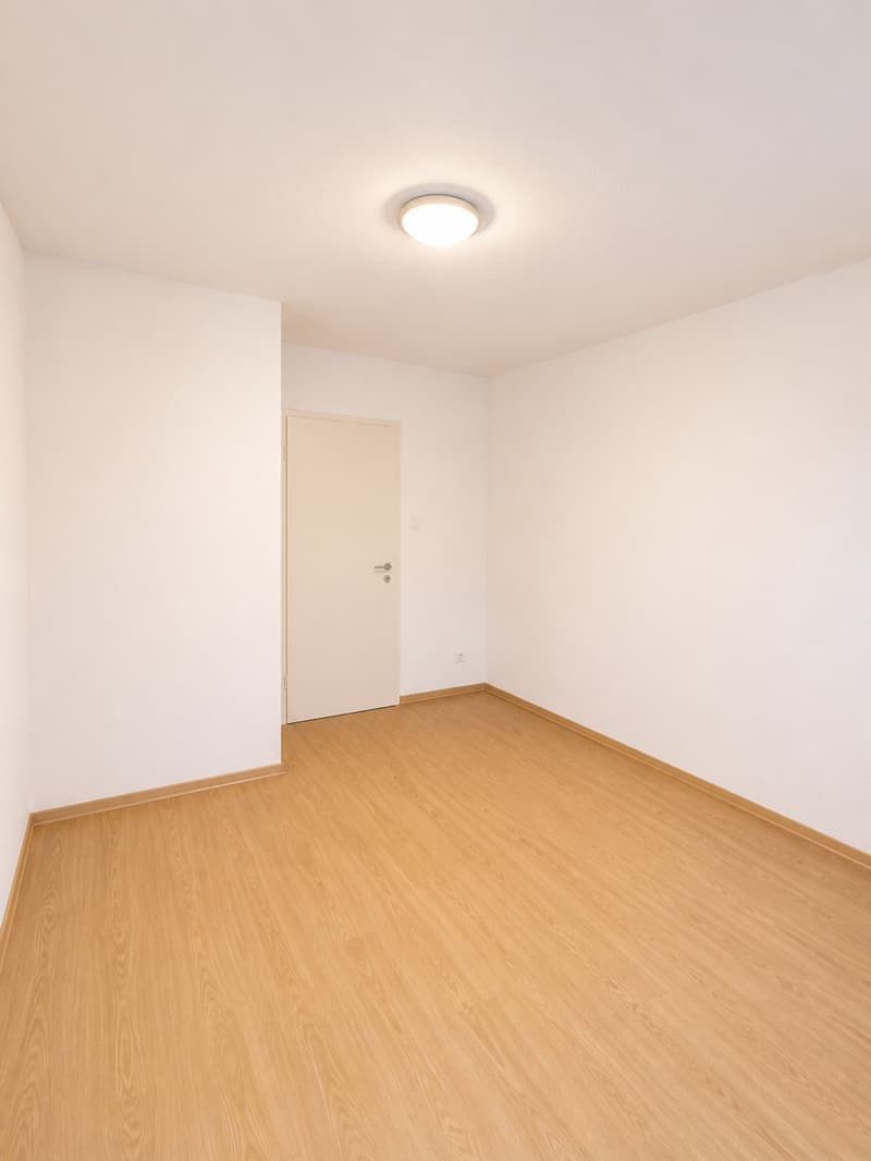 Helle 3-Zimmerwohnung im 3.OG an zentraler Lage (7)