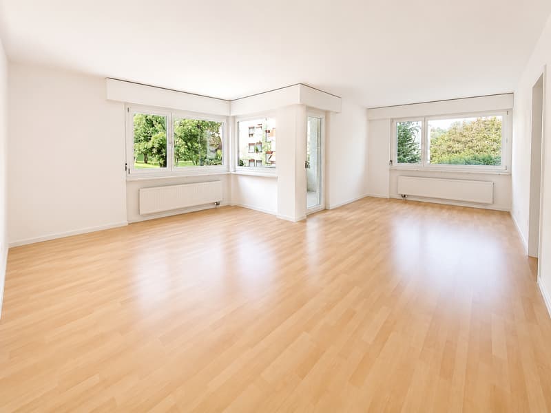 Helle 4.5-Zimmer-Wohnung an attraktiver Lage in Richterswil (1)