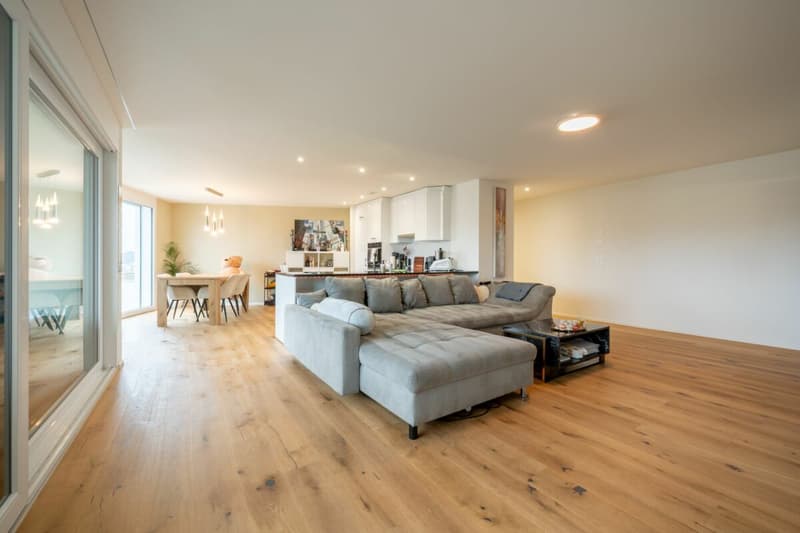 Exclusive 3.5-room apartment in prime location in Oftringen! (6)