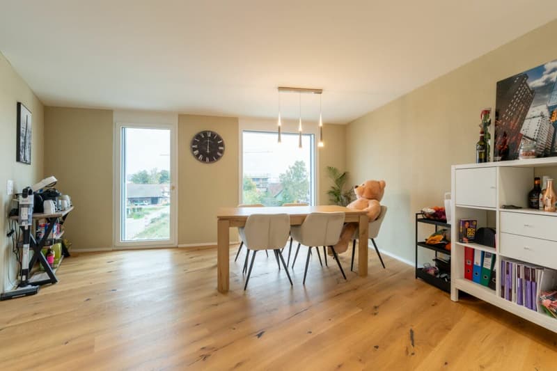 Exclusive 3.5-room apartment in prime location in Oftringen! (5)