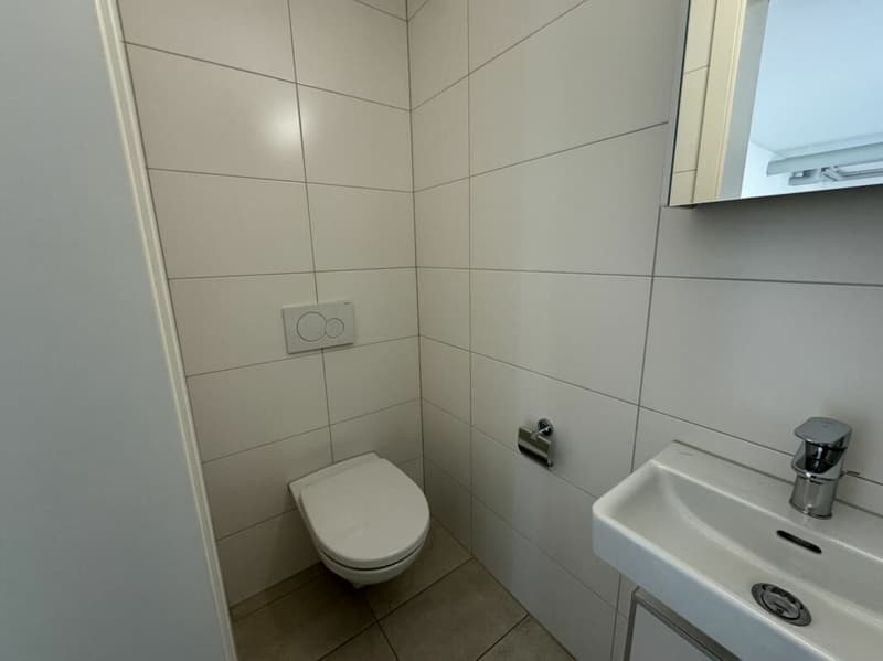 Spazio commerciale / ufficio ca. 28 m² (4)