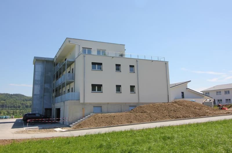 1. Nettomiete geschenkt! Exklusive 3½-Zimmer-Gartenwohnung an bester Lage in Reitnau! (8)