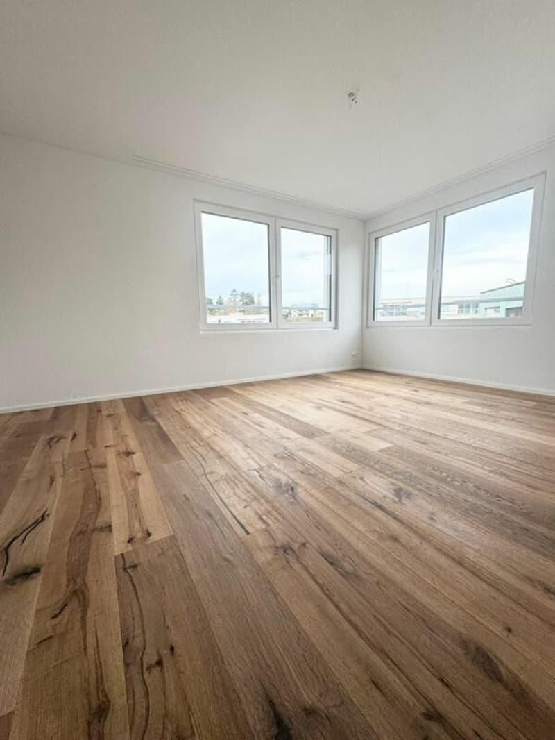 Exclusive 2.5-room apartment in prime location in Zeihen (10)