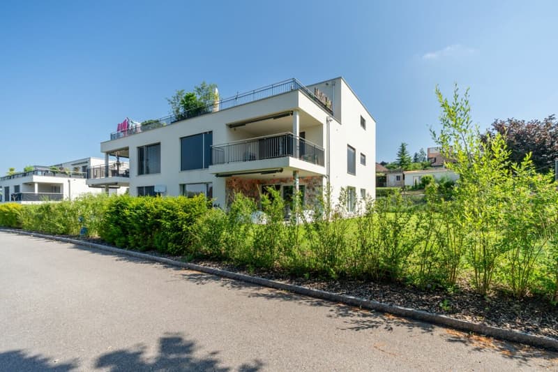 Wohn(T)raum - Exklusive 3½-Zimmer-Gartenwohnung an bevorzugter Lage! (2)