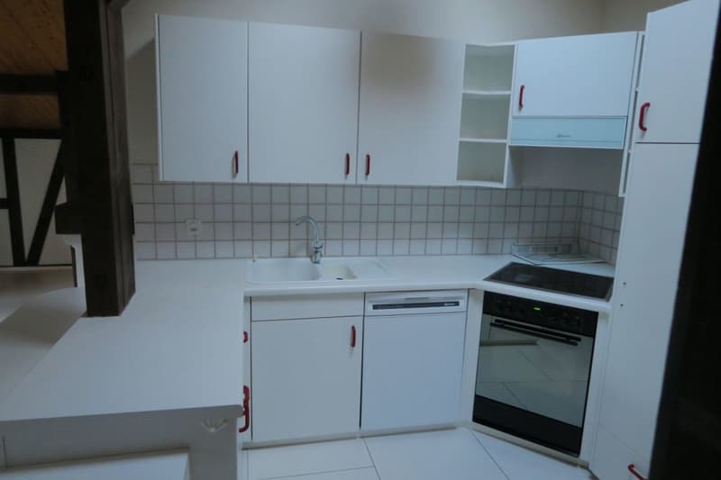 Charmante 3½-Zimmer-Wohnung im Chalet (2)
