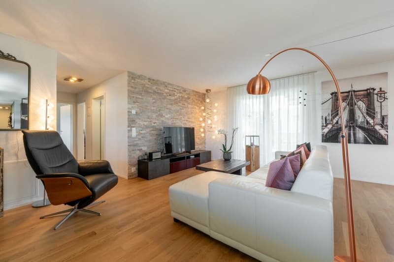 Wohn(T)raum - Exklusive 5½-Zimmer-Attikawohnung an bester Lage! (2)