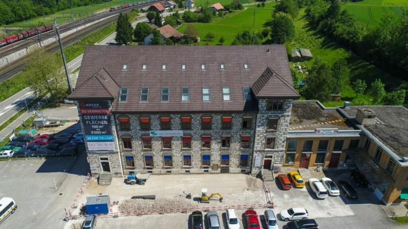 Attraktive Gewerbefläche bis zu 1'100m2 an bester Lage in Rothrist zu vermieten! (2)