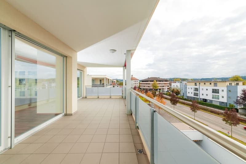 Very spacious 3.5 room apartment 106 m2 in sunny location (14)