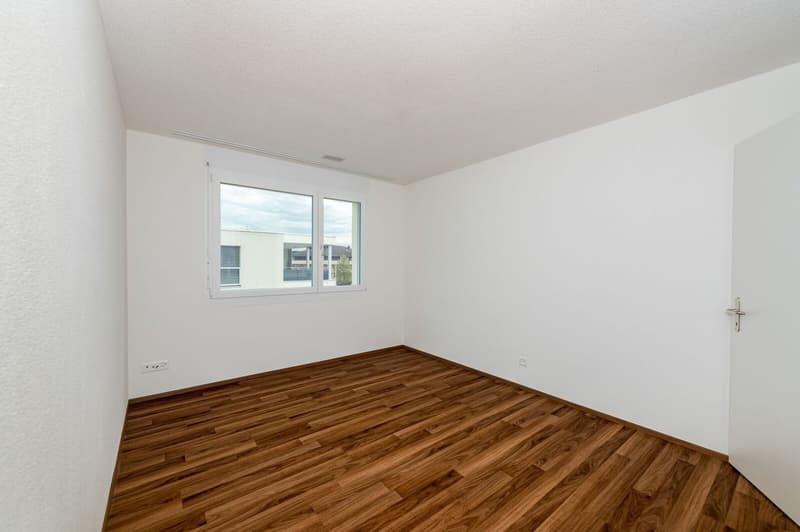 Very spacious 3.5 room apartment 106 m2 in sunny location (12)