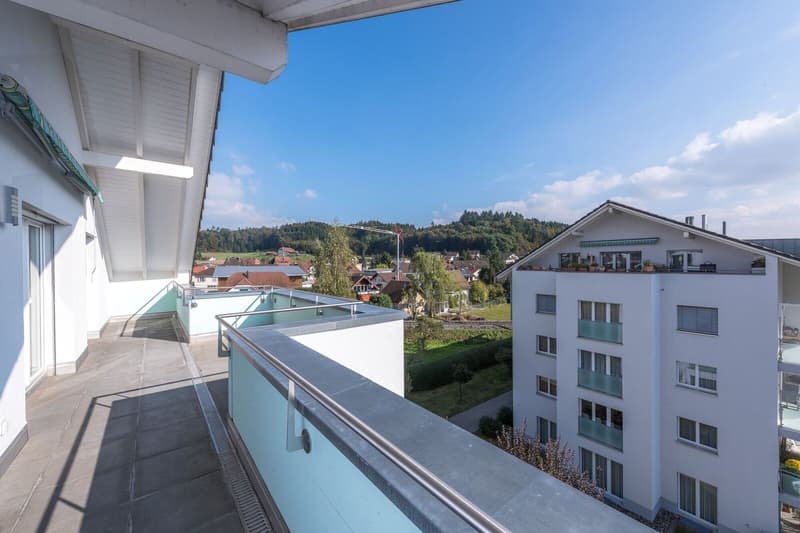 Grosszügige 4.5 Zi-Dachwohnung 136m2 (12)
