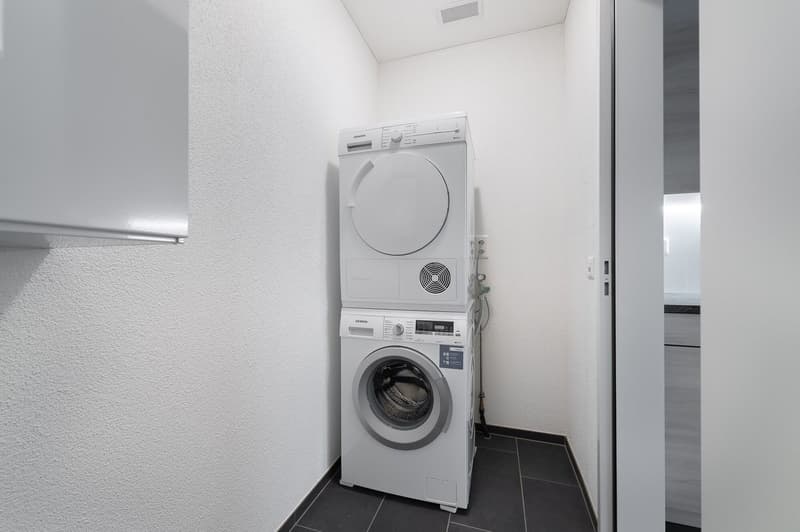 Hochwertige 2.5 Zi-Wohnung 59m2 (6)