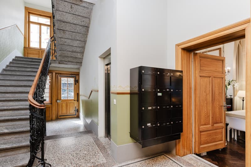 Repräsentativer Geschäftsraum 70m2 in historischer Liegenschaft (9)