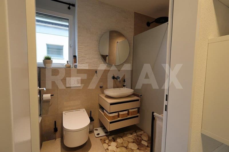 Here the family grows: 5.5 rooms, garden & hobby room in Pfeffikon (12)