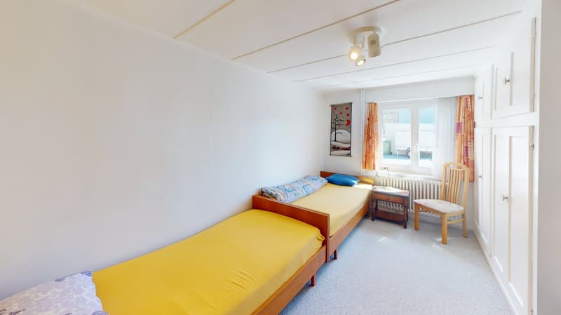 Gepflegtes, freistehendes Familienhaus mit vielseitigem Raumangebot (6)