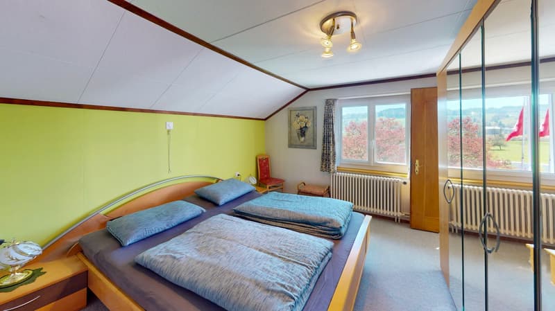 Gepflegtes, freistehendes Familienhaus mit vielseitigem Raumangebot (9)