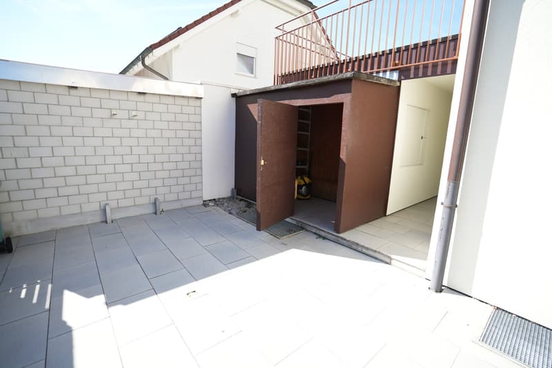 Sonniges 4-Zimmer-Doppeleinfamilienhaus mit Terrasse und Gartenhof in ruhiger Lage (7)