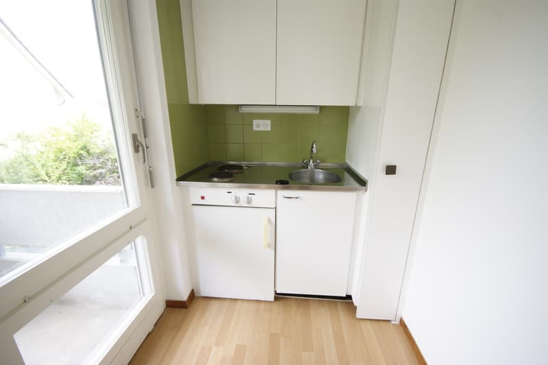 1-Zimmer Studio mit Bad und Balkon (möbliert) (6)