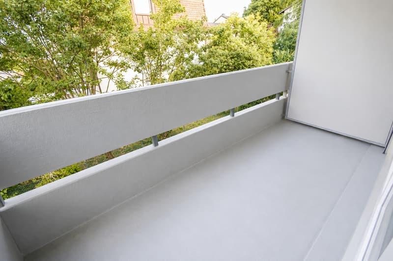 2-Zimmer-Wohnung mit zwei Balkonen in Zürich-Altstetten (6)