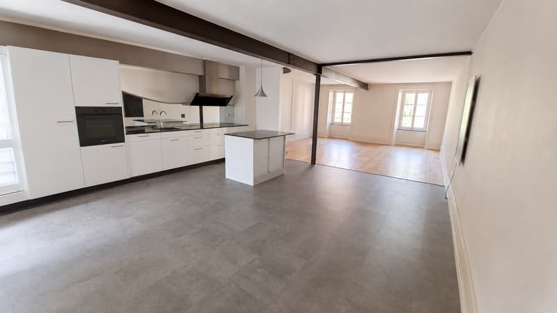 Urchige 6.5-Zimmerwohnung mit Garten in der Altstadt von Erlach (12)