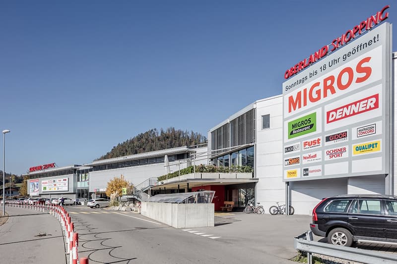 Modern commercial space in Wilderswil – versatile use (hairdresser / practice / cosmetics) (4)
