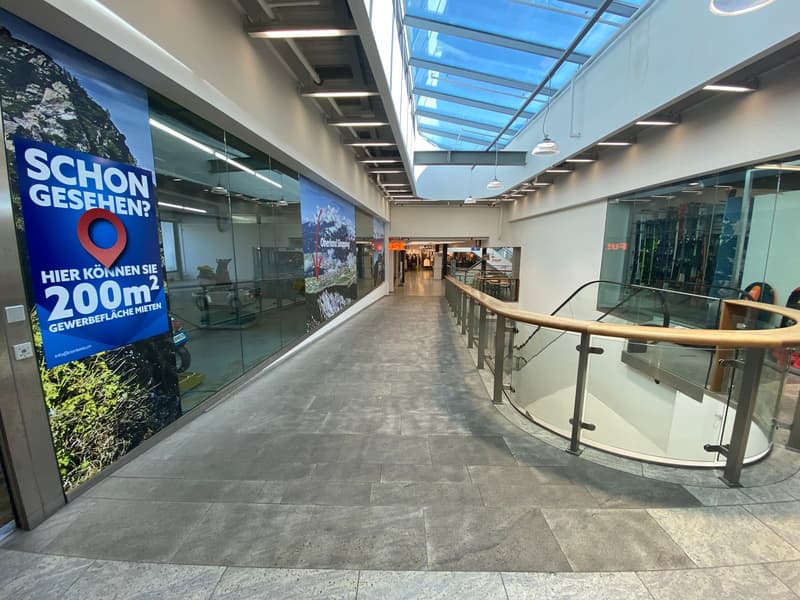 Commercial space in Oberland with central connection – ideal for services & practice (4)