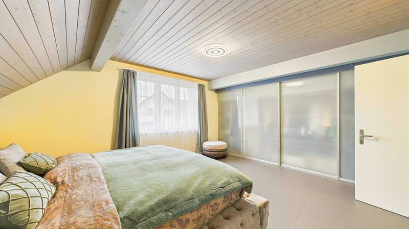 Casa familiare armoniosa con giardino, piscina e comfort pensato (14)