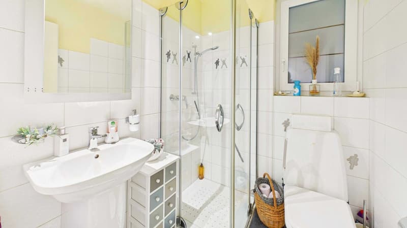 Casa familiare armoniosa con giardino, piscina e comfort pensato (11)