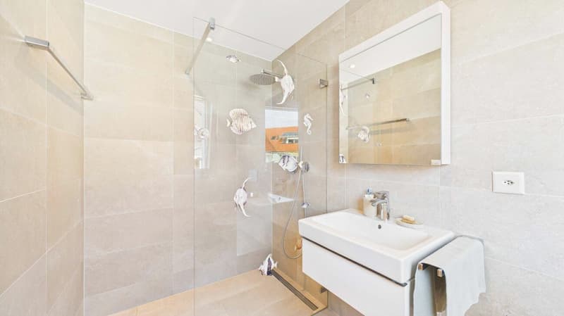Comfort, class, and charm: 5.5-room attic maisonette in Ottenbach (14)