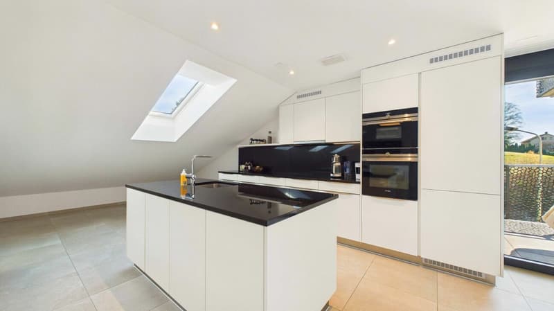 Comfort, class, and charm: 5.5-room attic maisonette in Ottenbach (6)
