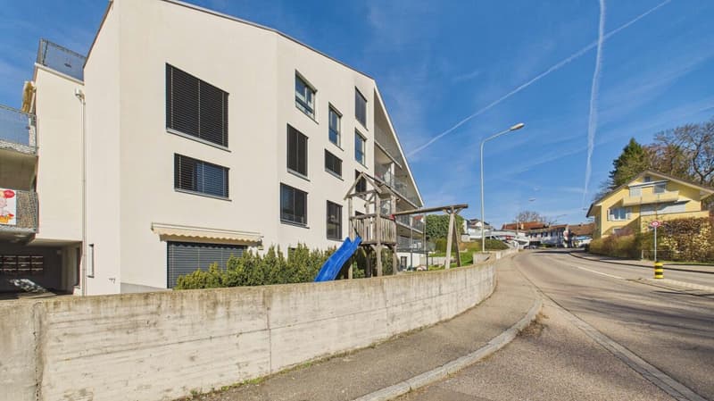 Comfort, class, and charm: 5.5-room attic maisonette in Ottenbach (18)