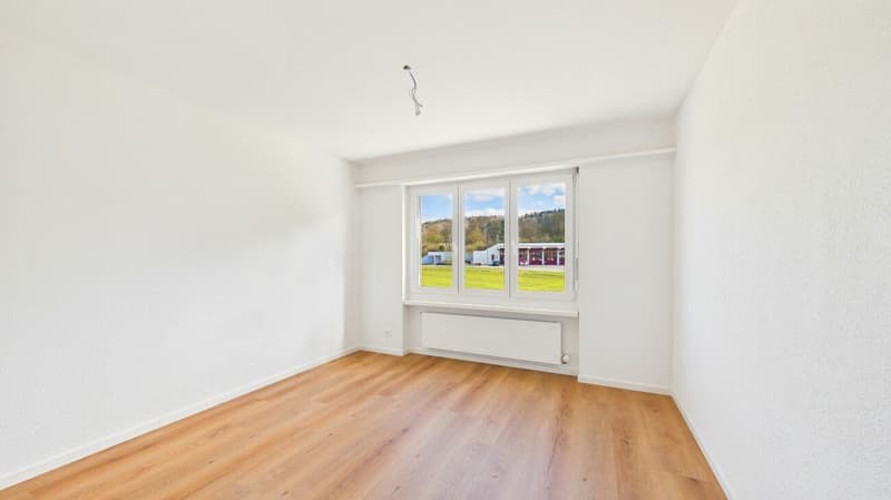 Elegantly renovated 4.5-room apartment in a preferred location in Würenlos (9)