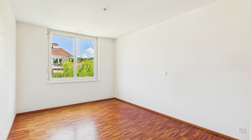 Appartement de location unique de 4,5 pièces avec vue imprenable à Zürich-Witikon (12)