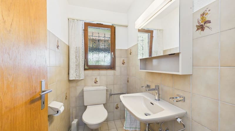 Maison mitoyenne de 4,5 pièces charmante avec cuisine neuve, jardin et cheminée (14)