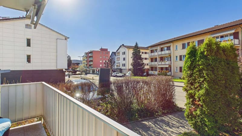 Komfortable 4.5-Zimmer-Wohnung mit praktischer Raumaufteilung (4)