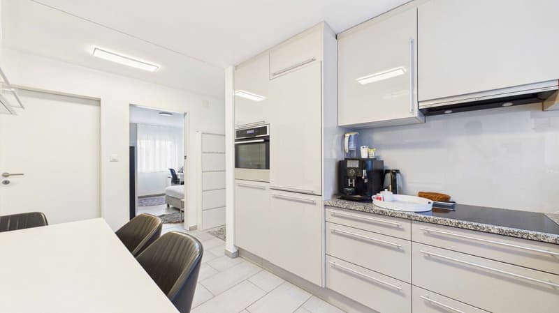 Komfortable 4.5-Zimmer-Wohnung mit praktischer Raumaufteilung (9)