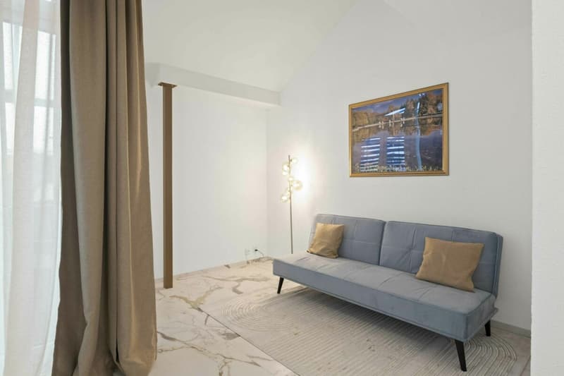 Renovierte Maisonette-Wohnung im Baurecht - Zentral gelegen mit Aussicht und Cheminée (7)