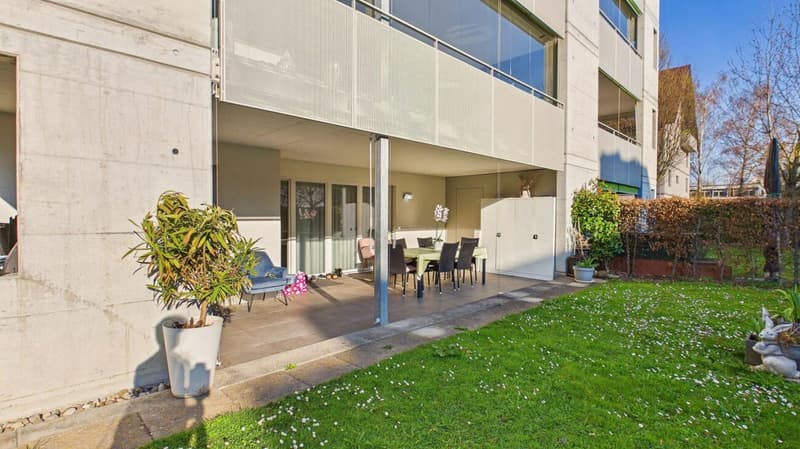 Attraktive 3.5-Zimmer-Gartenwohnung im beliebten Näniker-Quartier (2)