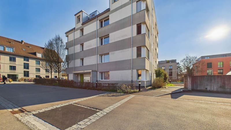 Attraktive 3.5-Zimmer-Gartenwohnung im beliebten Näniker-Quartier (13)