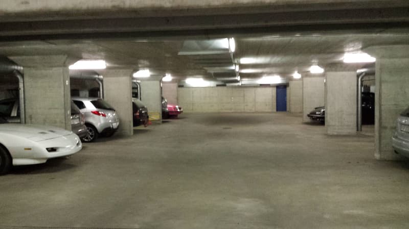Place de parking en location sur Eichenstrasse (1)