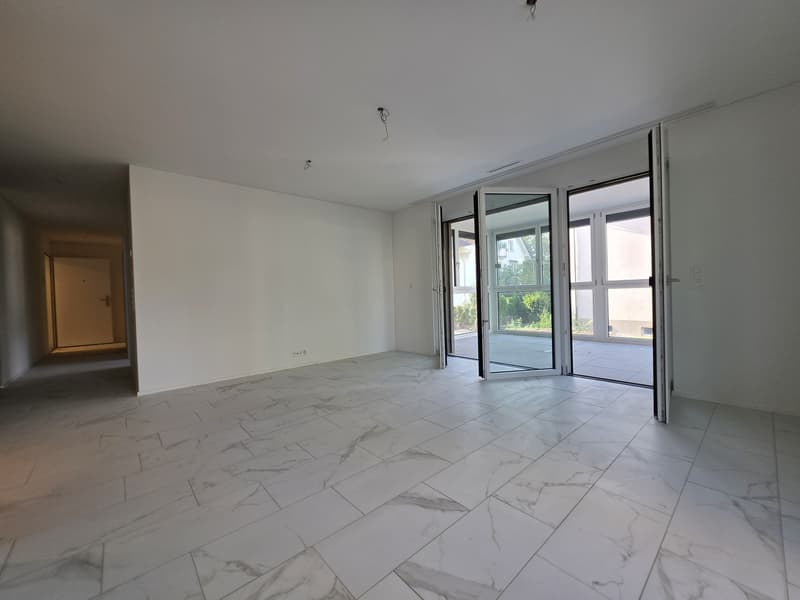 Erstvermietung im HIGH FIVE 4.5-Zimmer-Wohnung mit Wintergarten & Balkon (2)