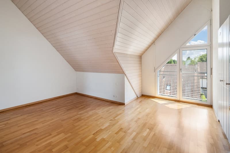 Vivere come in una casa unifamiliare – mansarda 5,5 locali con 40 m² di spazio abitativo e 24 m² di terrazza (7)