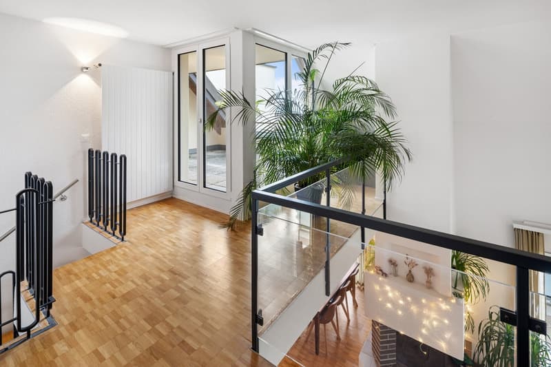 Incantevole appartamento di 5,5 locali in mansarda a Zürich-Höngg (9)