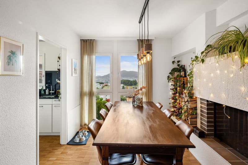 Incantevole appartamento di 5,5 locali in mansarda a Zürich-Höngg (3)